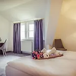 Am Rugard Hotel Bergen Auf Rugen