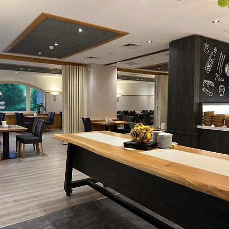 آم روغارد فندق