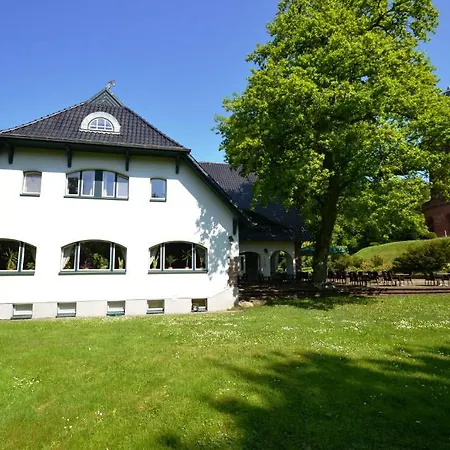 Hotel Am Rugard 3*